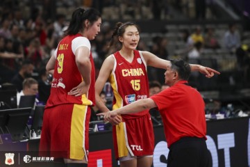 开云官方-中国女篮占优的内线表现低迷&amp;外线投射糟糕 张子宇可能是唯一亮点